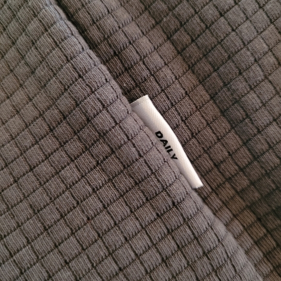 DAILY AESTHETIKZ Men's Short Sleeve T-shirt, Waffle Material, Grey, Size Medium - Picture 5 of 11